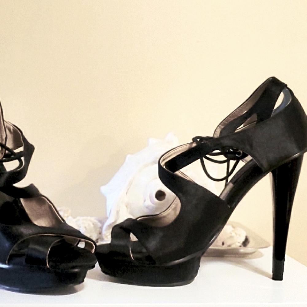 Size 6 Frederick's of Hollywood satin stilettos